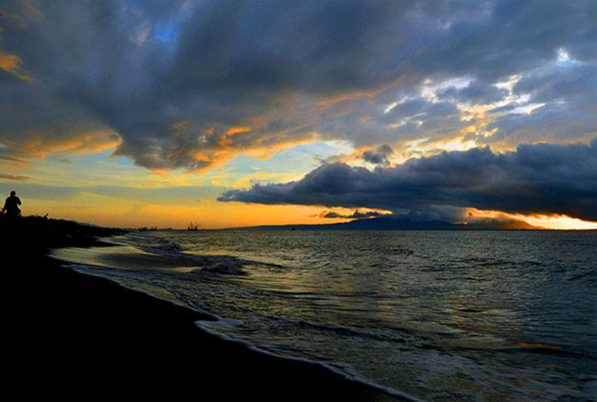 Karyawisata Ke Pantai